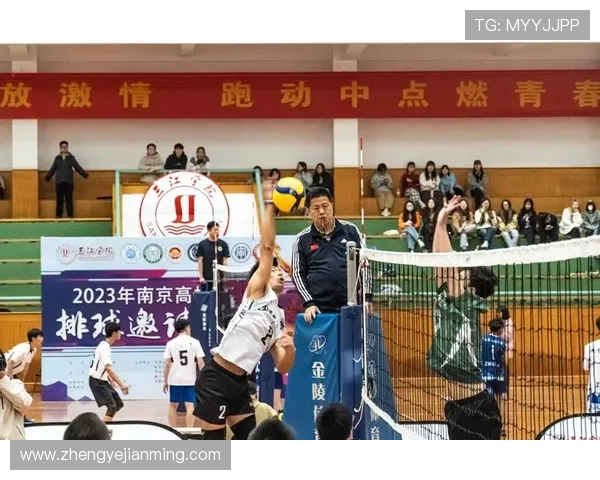 北京排球队在最新排球比赛中表现卓越经验分享TOP10精彩瞬间回顾 北京排球队在最新排球比赛中表现卓越经验分享TOP10精彩瞬间回顾