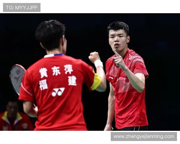 深圳羽毛球队在奥运会上的默契配合展现团队精神与竞技实力