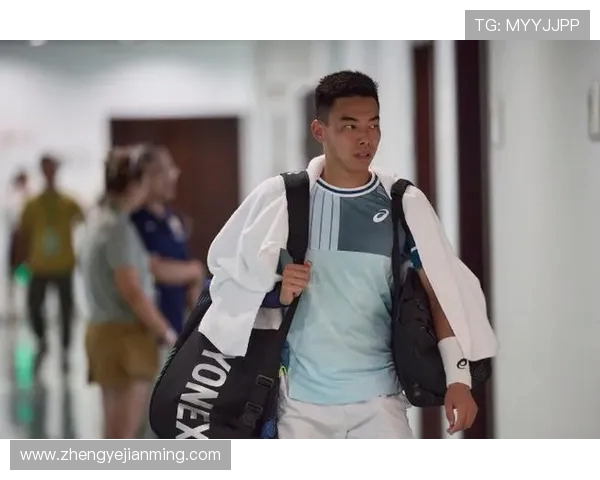 对话王磊:回顾网球生涯的辉煌与挑战之路 对话王磊:回顾网球生涯的辉煌与挑战之路