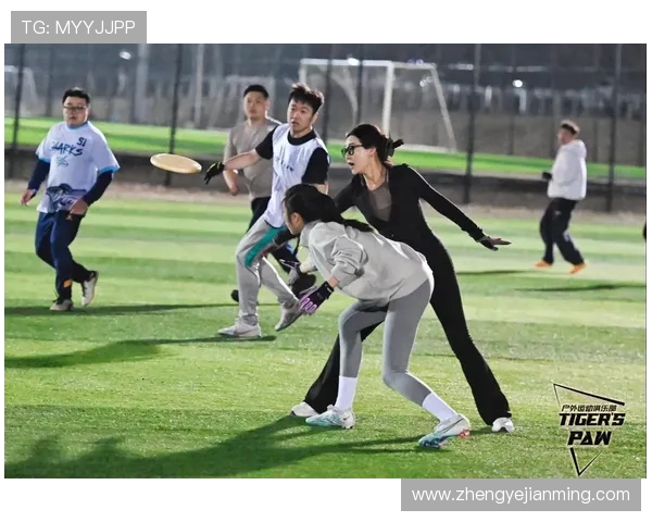 深圳飞盘队在全国配合排行榜中荣登第七名展现出色团队实力与竞技水平